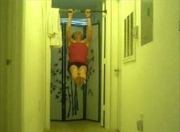 Most Consecutive Straight Arm And Leg Hanging L-Lifts