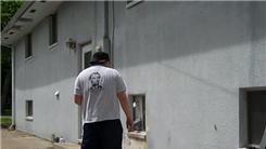 Most Times To Toss A Baseball Behind Back And Bounce Off Of The Side Of A Building In 30 Seconds