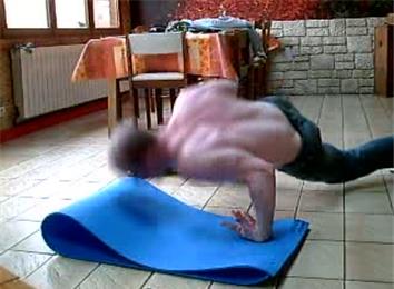 Most One-Armed Back-Of-Hand Push-Ups In One Minute