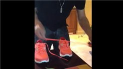 Most Times To Tie And Untie Shoelaces In One Minute