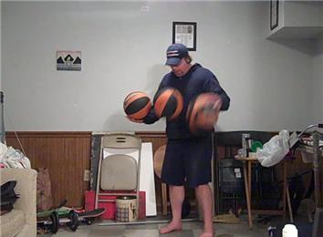 Most Consecutive Bounce Juggles Using Three Basketballs