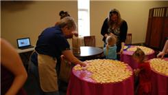 Most Cookies Decorated In One Hour