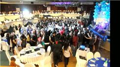 Most People Dancing "The Running Man" 