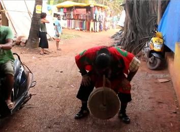 Longest Distance Hopped Carrying 50-Kilogram Weight In Mouth