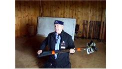 Longest Time To Balance 12 Golf Clubs On Chin
