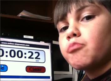 Fastest Time To Eat A Kit Kat