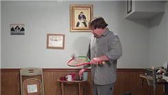 Most Alternating Bounces Of A Rubik's Cube On A Tennis Racket