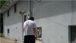 Most Times To Toss A Baseball Behind Back And Bounce Off Of The Side Of A Building In One Minute
