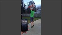 Most Backboard Dunks In One Minute