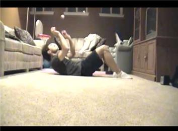 Most Crunches Performed While Juggling Three Balls