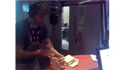 Most Slices Of Bread Looked At In 30 Seconds