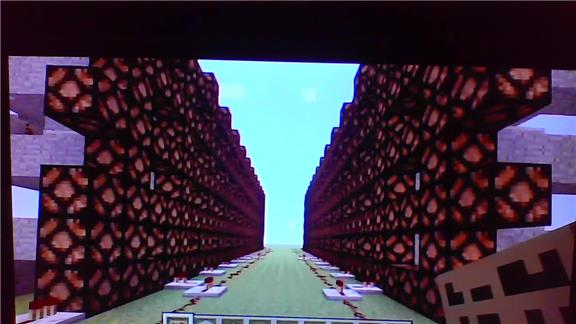 Most Redstone Lamps Turned on With One Lever in Minecraft 360