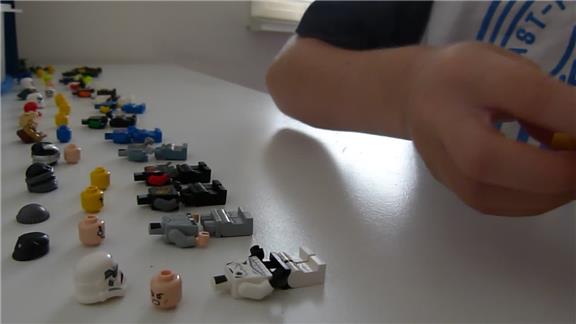 Most Lego Figures Assembled In One Minute