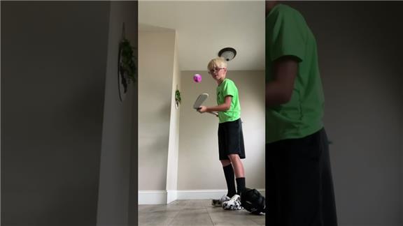 Longest Time Bouncing A Ball On A Hockey Stick (Junior)