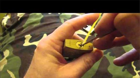 Picking Open a EM-D-Kay Padlock in Under 1 Second