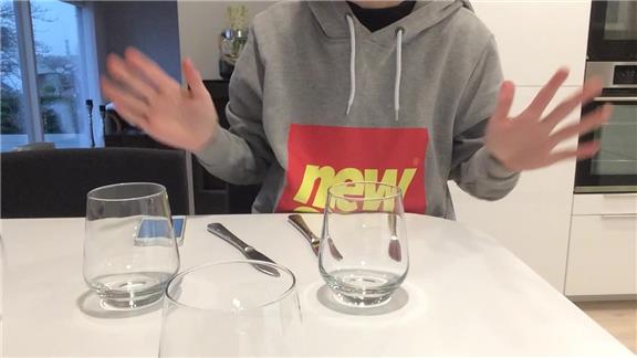 Fastest Time To Use Three Knives And Three Glasses To Support A Glass