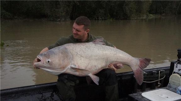 Biggest Carp Catshing on Twister