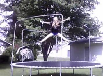 Most Consecutive Toe-Touch To Back Tuck Combos On A Trampoline | World ...