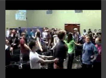 Most Simultaneous Trust Falls | World Record | Scott Johnson